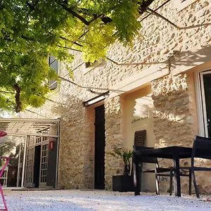  Bed & Breakfast La Bastide Des Arts